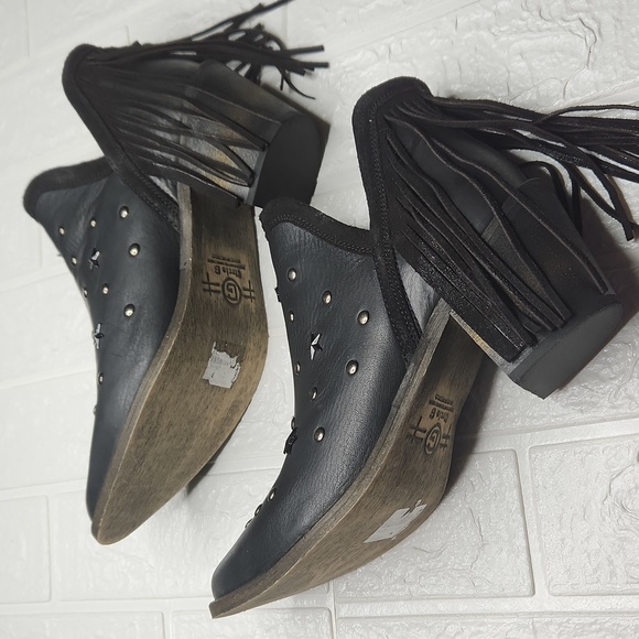Circle G, corral trading leather/fringed ankle boots, western, size 9